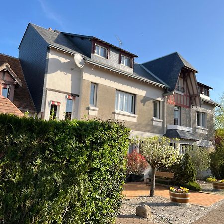 Logis Hotel Le Saint Florent Mont-près-Chambord 외부 사진