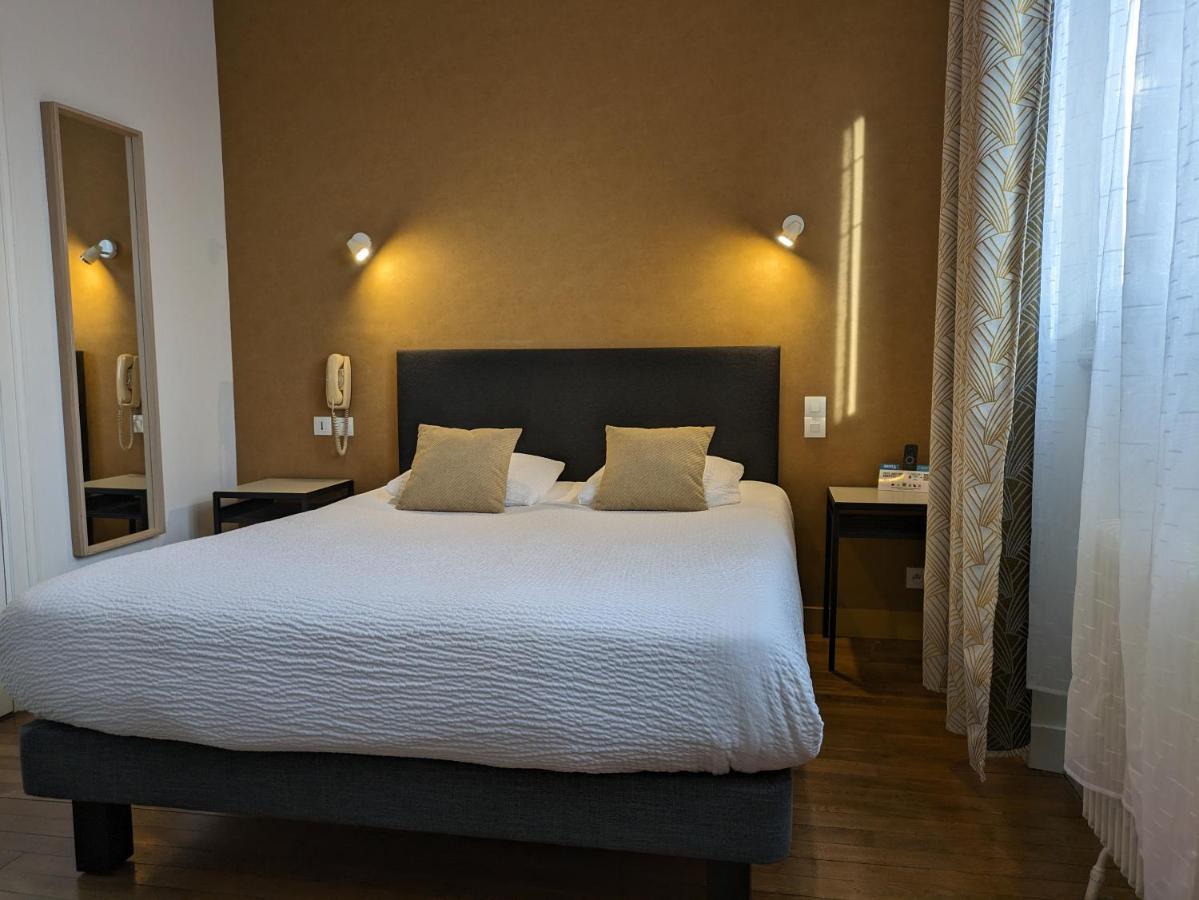 Logis Hotel Le Saint Florent Mont-près-Chambord 외부 사진