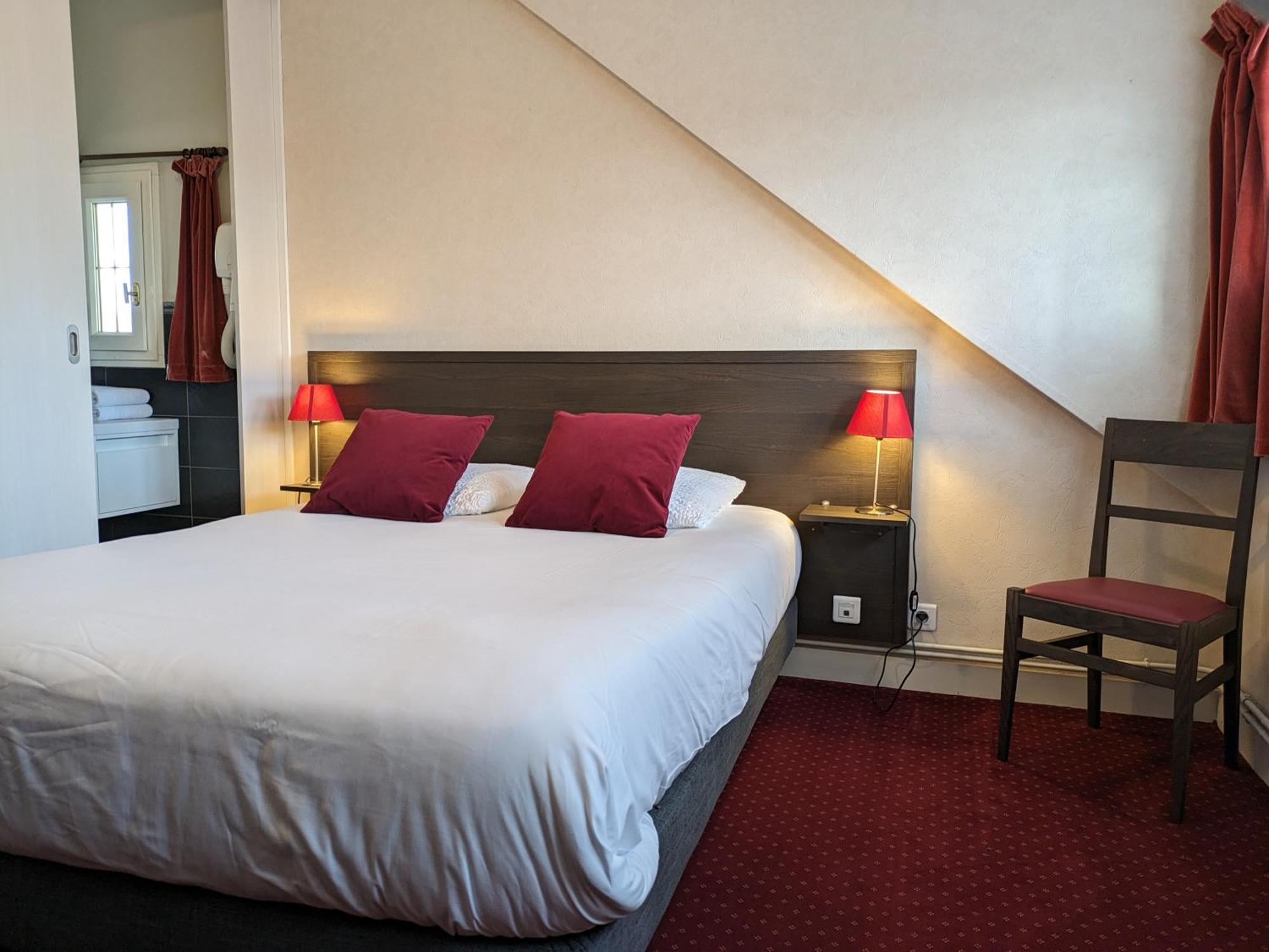 Logis Hotel Le Saint Florent Mont-près-Chambord 외부 사진