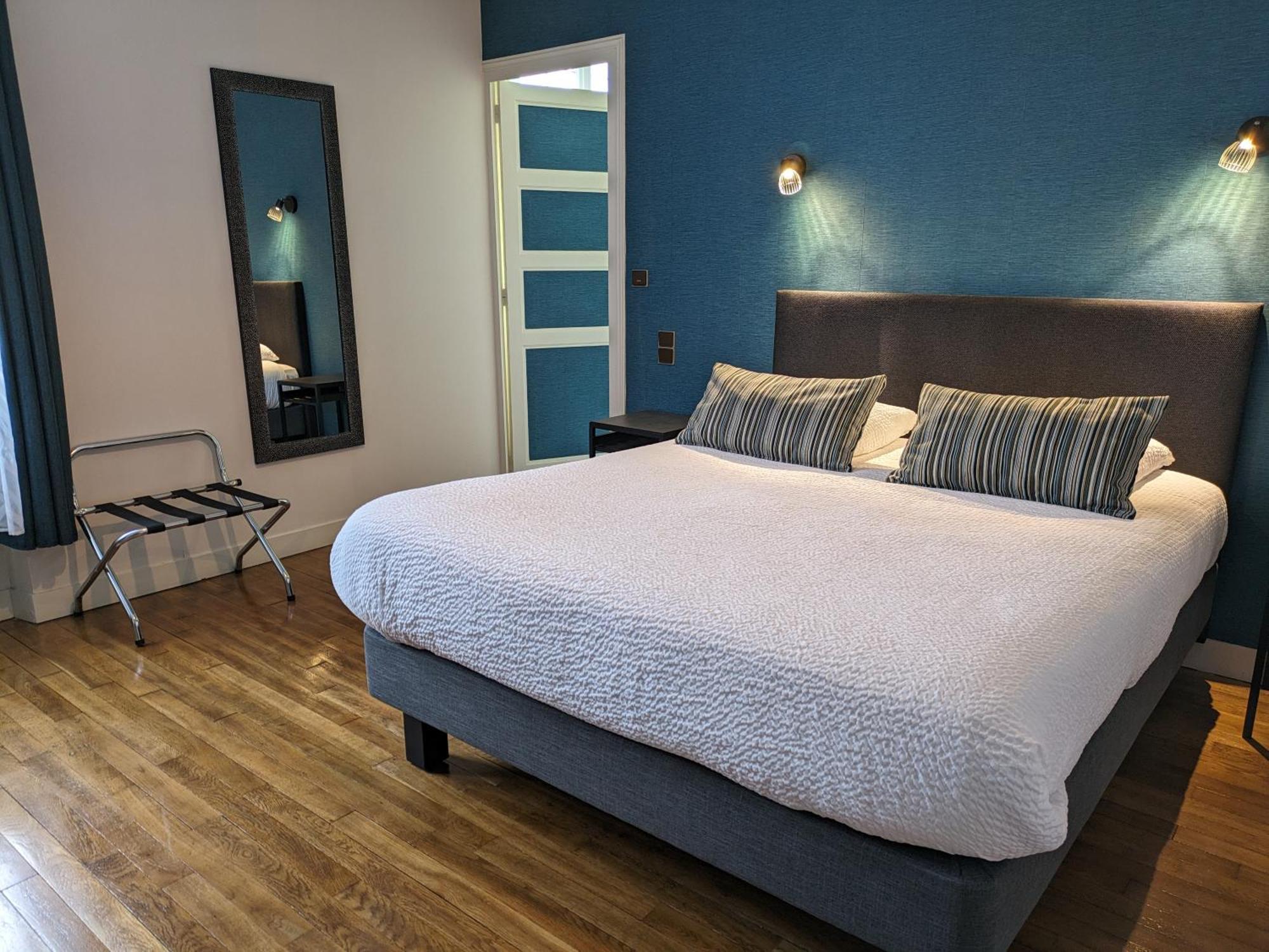 Logis Hotel Le Saint Florent Mont-près-Chambord 외부 사진