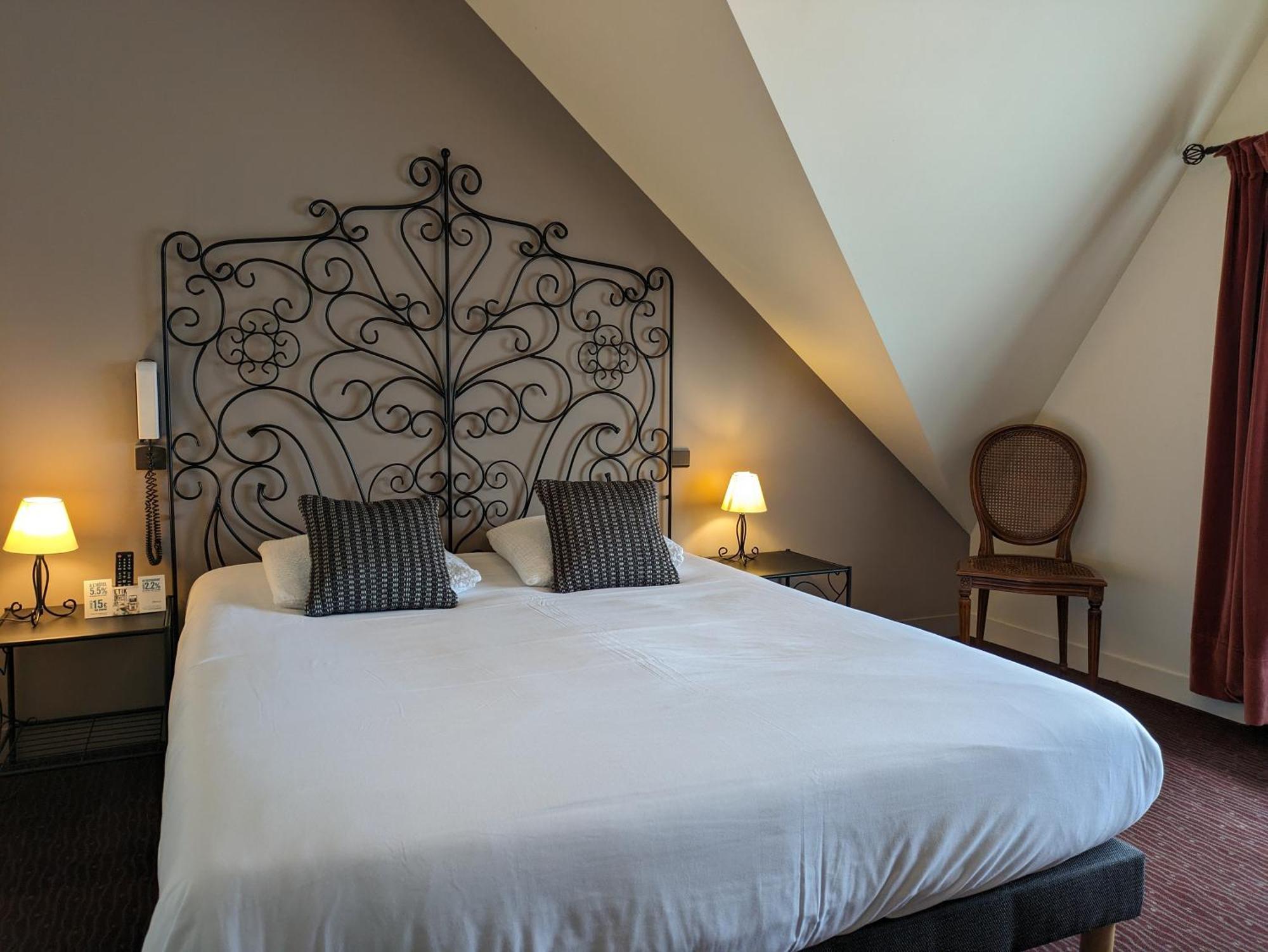 Logis Hotel Le Saint Florent Mont-près-Chambord 외부 사진