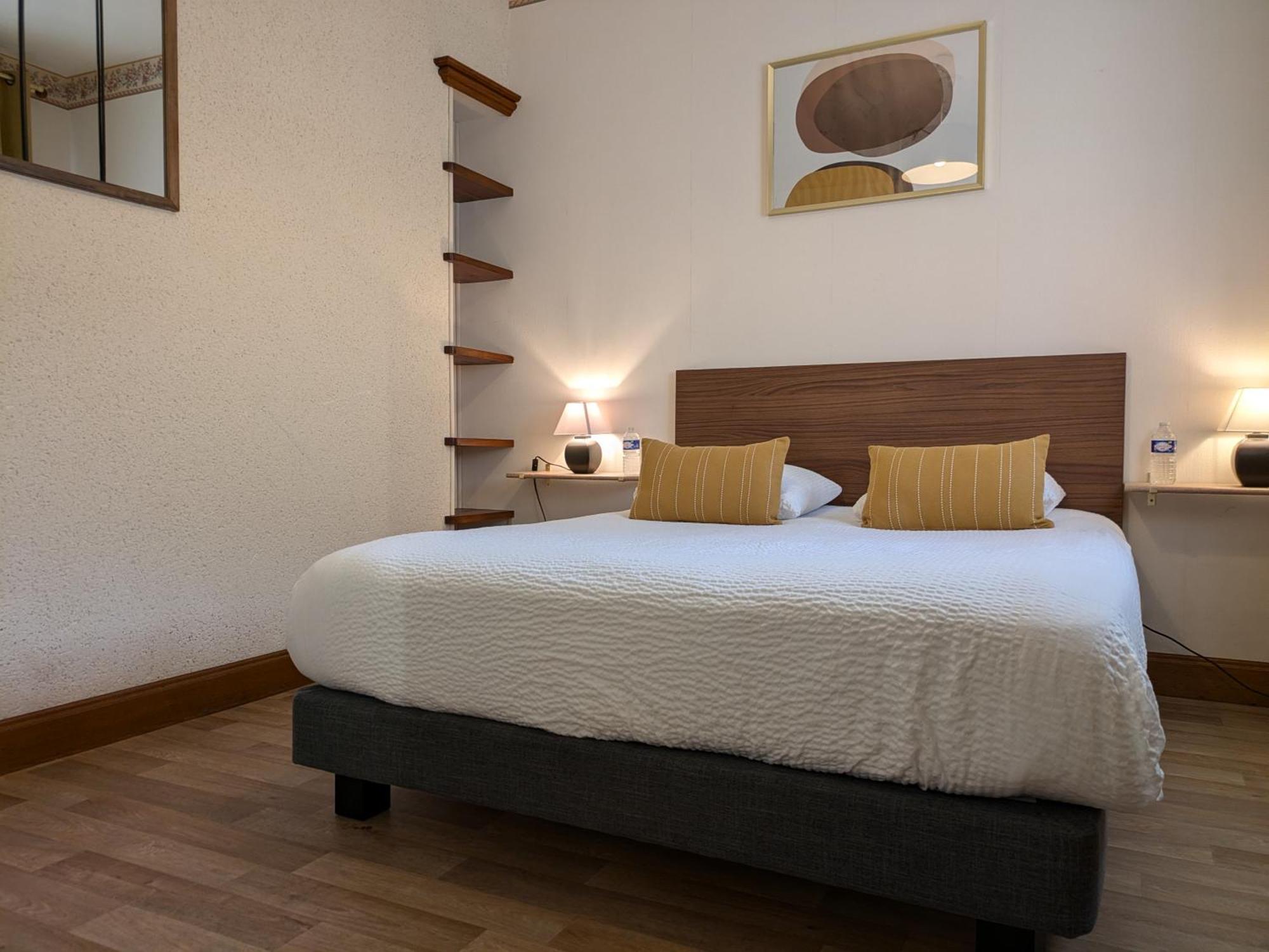 Logis Hotel Le Saint Florent Mont-près-Chambord 외부 사진